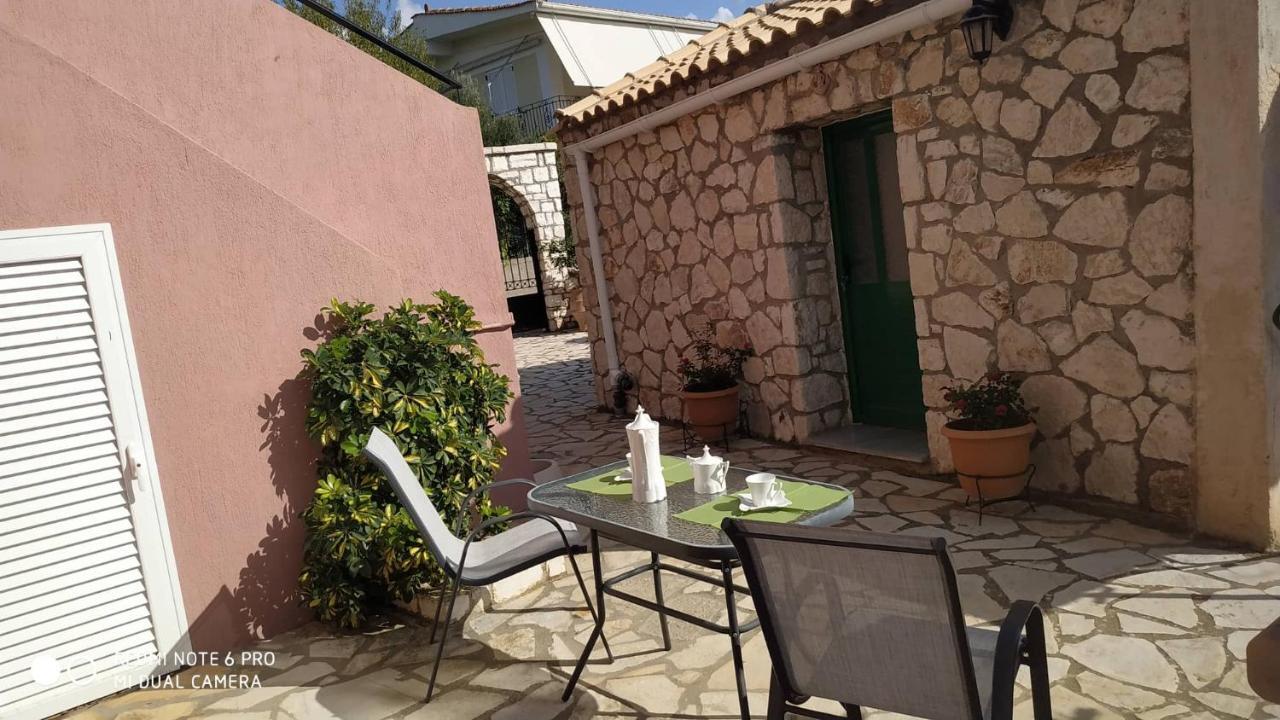 Sofias Cottage Razata Argostoli Eksteriør bilde